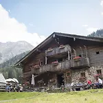 Holiday home Hochalmbahnen 1-18, Enzian, Nahe Gondel, Hunde Willkommen Rauris